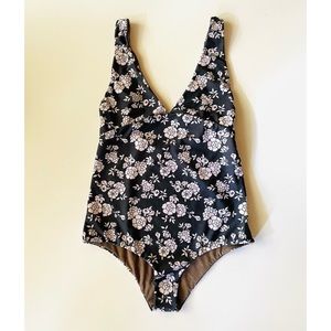NWT ACACIA Swimwear Malta in Blossom, Small